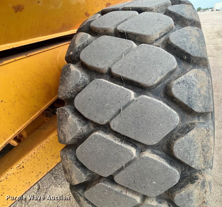 image for item DS7050 2011 Volvo A40F  haul truck