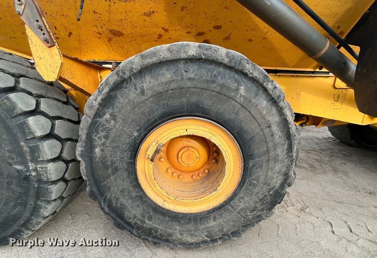 image for item DS7050 2011 Volvo A40F  haul truck