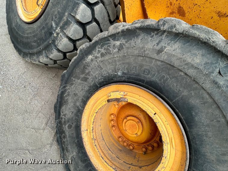 image for item DS7050 2011 Volvo A40F  haul truck