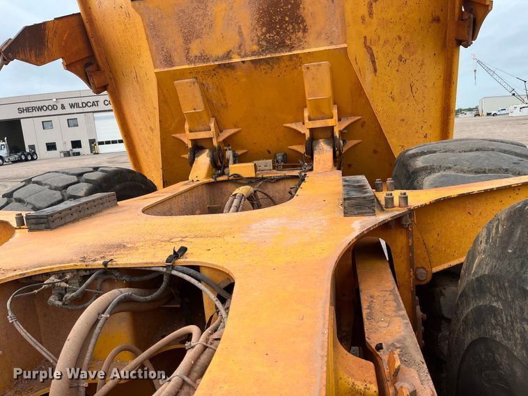 image for item DS7050 2011 Volvo A40F  haul truck