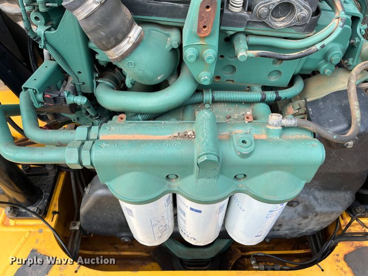 image for item DS7050 2011 Volvo A40F  haul truck