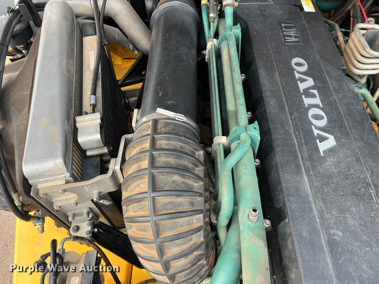 image for item DS7050 2011 Volvo A40F  haul truck