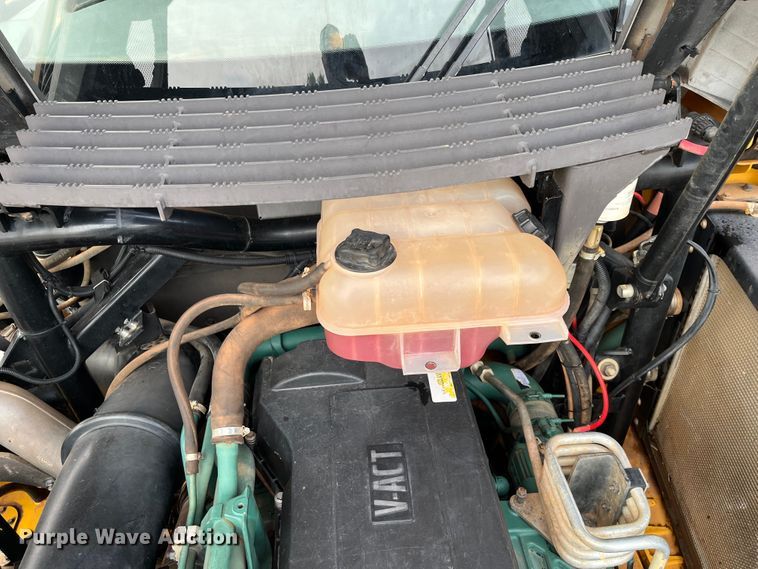 image for item DS7050 2011 Volvo A40F  haul truck