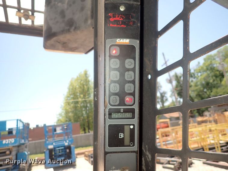 image for item DS7053 2008 Case 450  skid steer loader