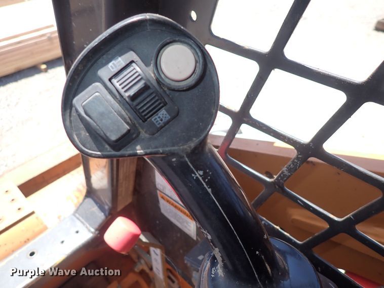 image for item DS7053 2008 Case 450  skid steer loader