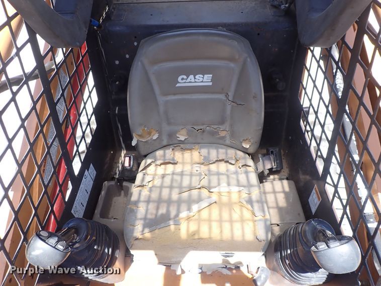 image for item DS7053 2008 Case 450  skid steer loader