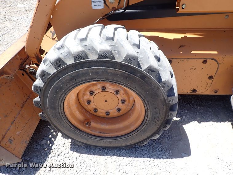 image for item DS7053 2008 Case 450  skid steer loader