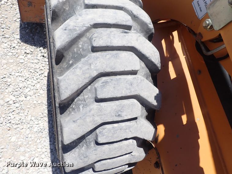 image for item DS7053 2008 Case 450  skid steer loader