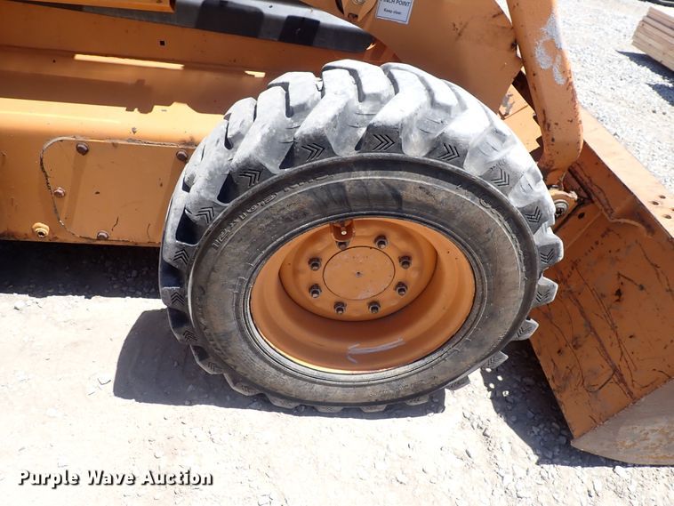 image for item DS7053 2008 Case 450  skid steer loader