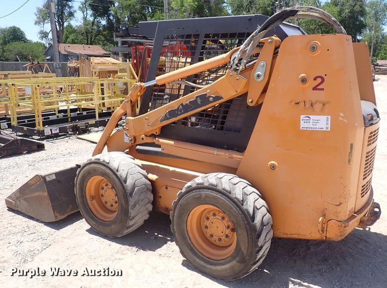 image for item DS7054 2004 Case 90XT  skid steer loader