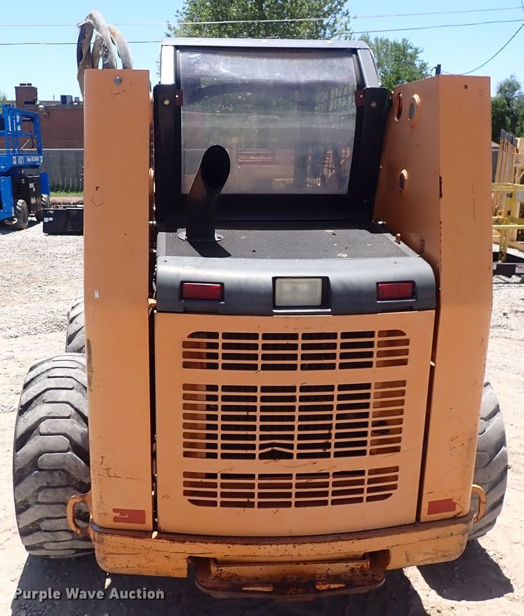 image for item DS7054 2004 Case 90XT  skid steer loader