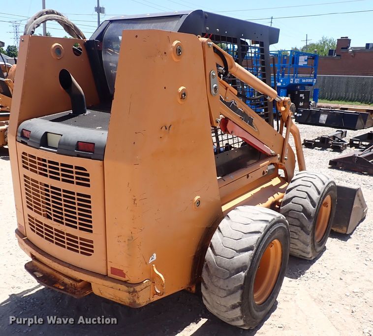 image for item DS7054 2004 Case 90XT  skid steer loader