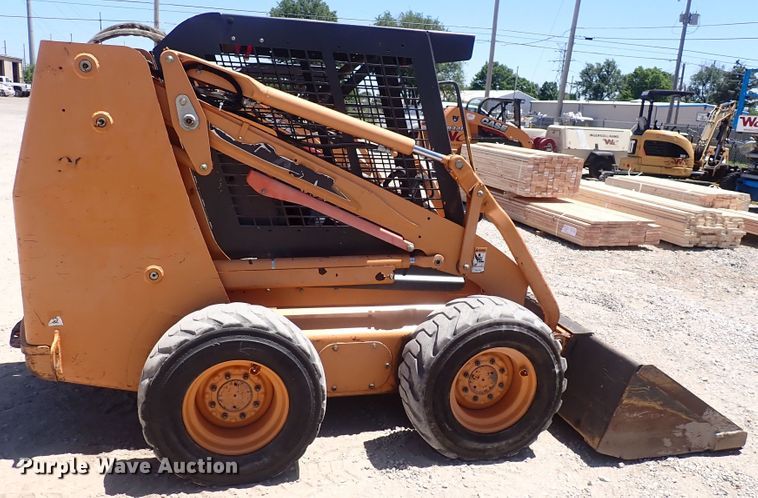 image for item DS7054 2004 Case 90XT  skid steer loader