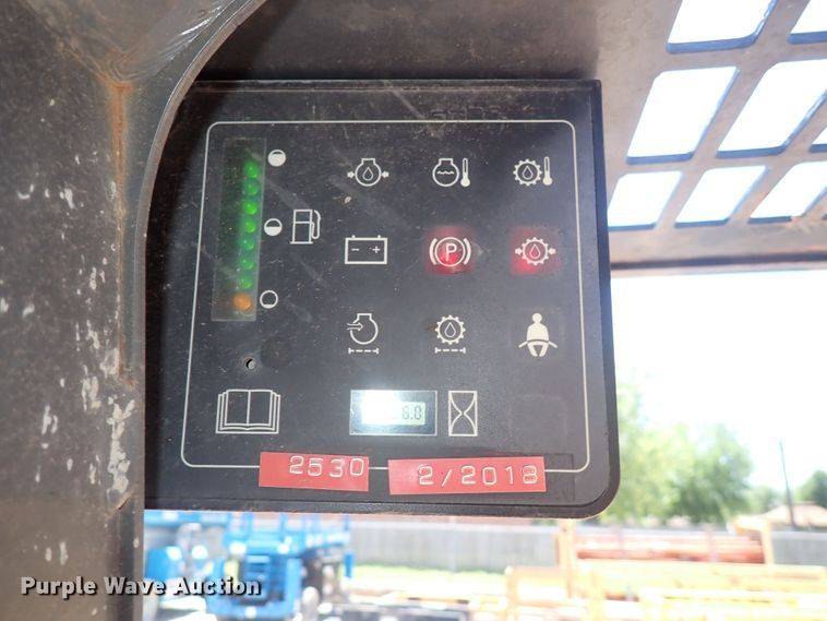 image for item DS7054 2004 Case 90XT  skid steer loader