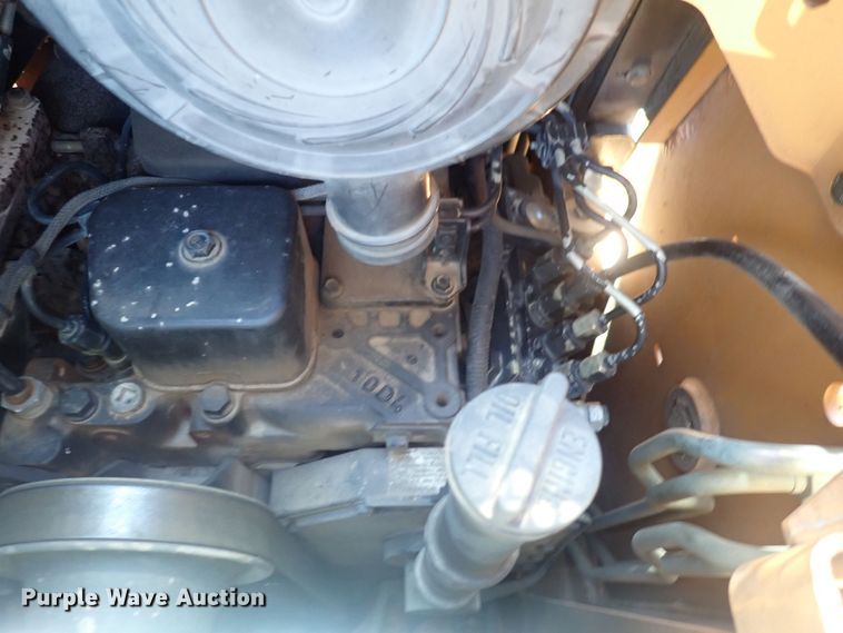 image for item DS7054 2004 Case 90XT  skid steer loader