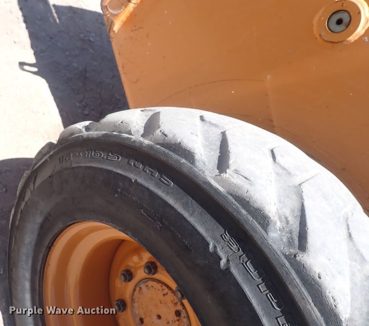 image for item DS7054 2004 Case 90XT  skid steer loader