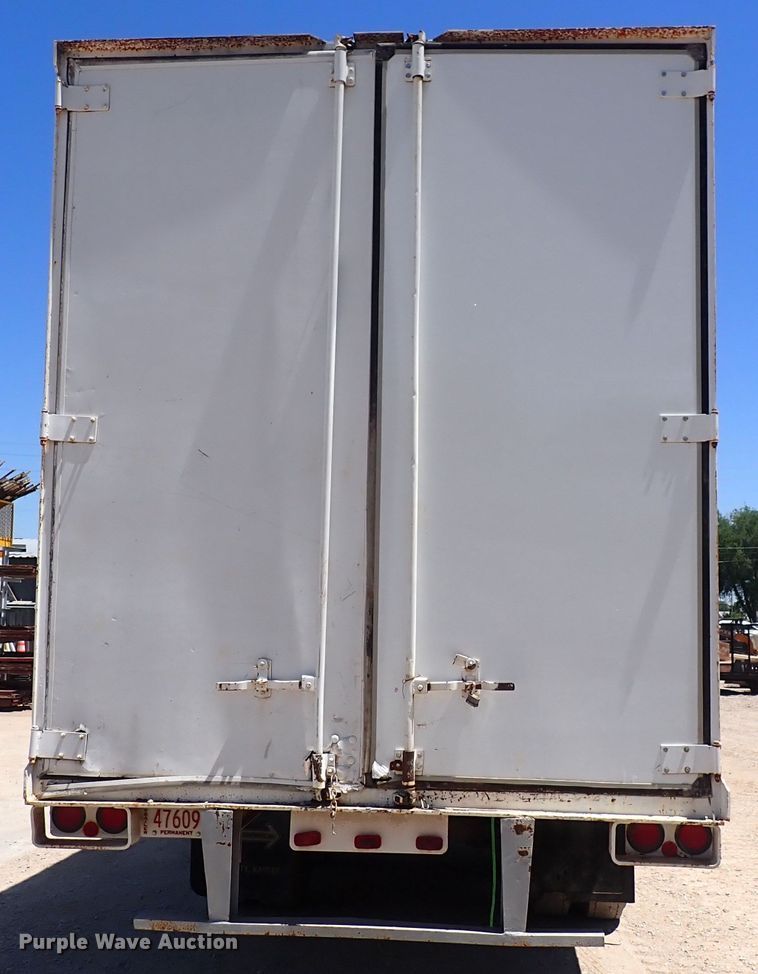 image for item DS7055 1984 Fruehauf  dry van trailer