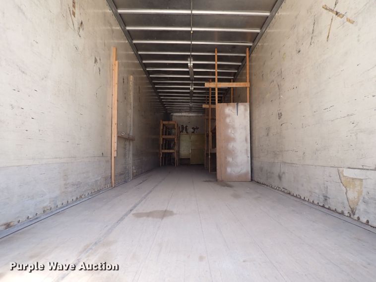 image for item DS7055 1984 Fruehauf  dry van trailer