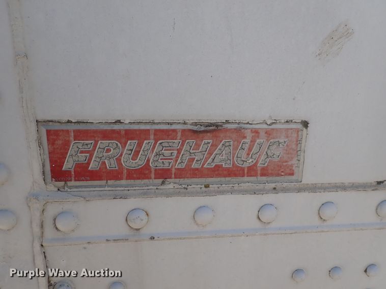 image for item DS7055 1984 Fruehauf  dry van trailer