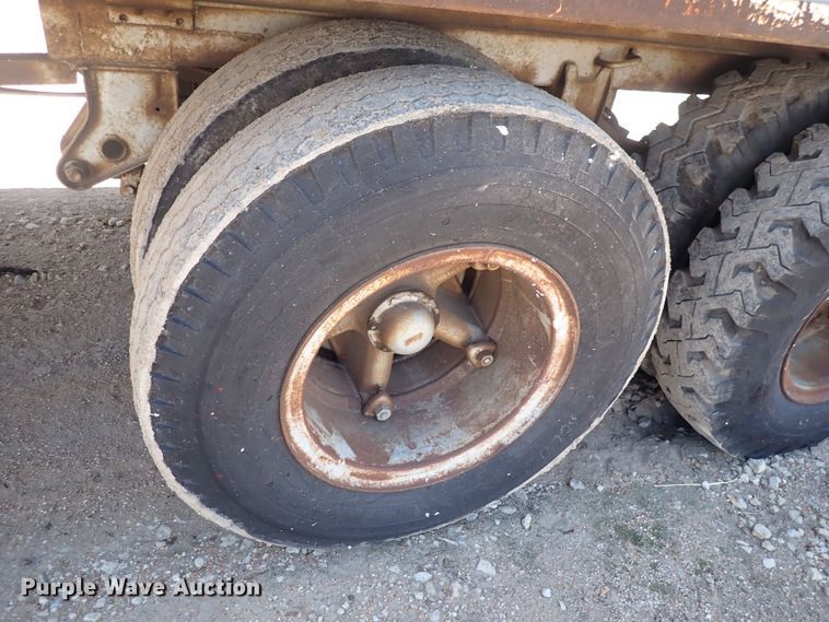 image for item DS7056 1978 Dorsey  dry van trailer