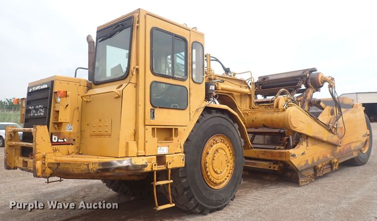 image for item DS7060 1998 Caterpillar 623F  elevating scraper