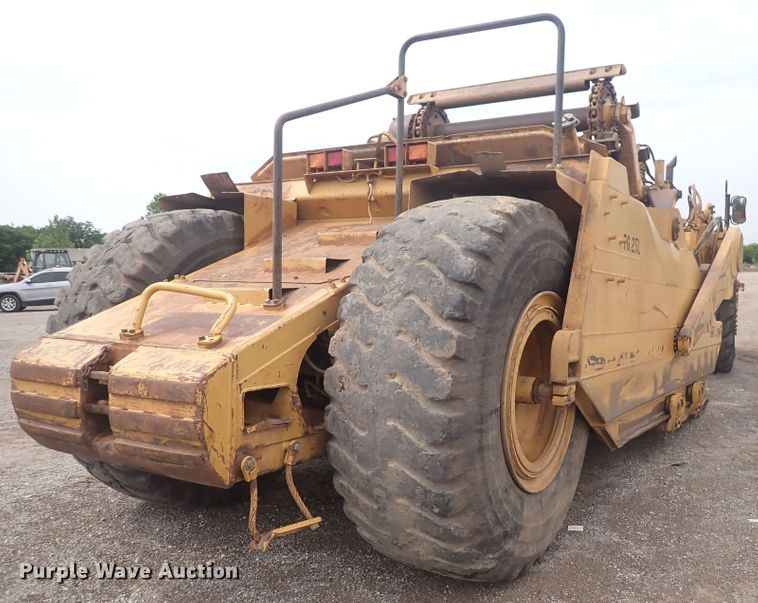 image for item DS7060 1998 Caterpillar 623F  elevating scraper