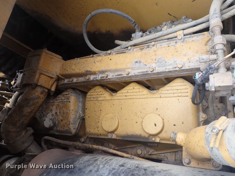 image for item DS7060 1998 Caterpillar 623F  elevating scraper