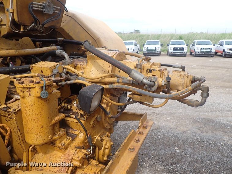 image for item DS7060 1998 Caterpillar 623F  elevating scraper