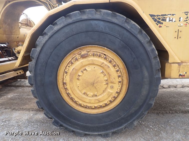 image for item DS7060 1998 Caterpillar 623F  elevating scraper