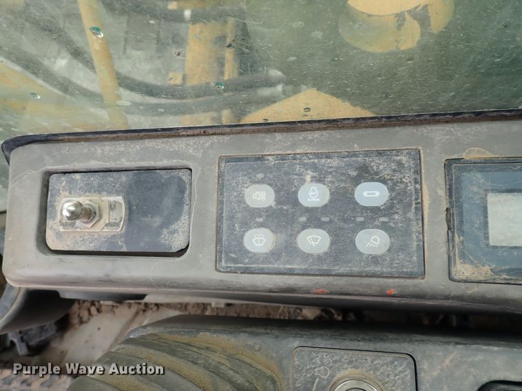 image for item DS7061 2004 Caterpillar 325CL  excavator