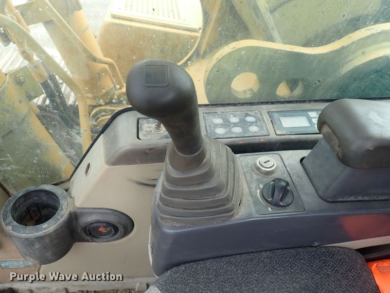 image for item DS7061 2004 Caterpillar 325CL  excavator