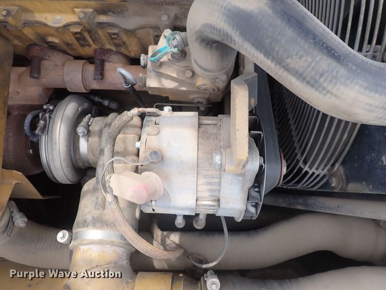 image for item DS7061 2004 Caterpillar 325CL  excavator