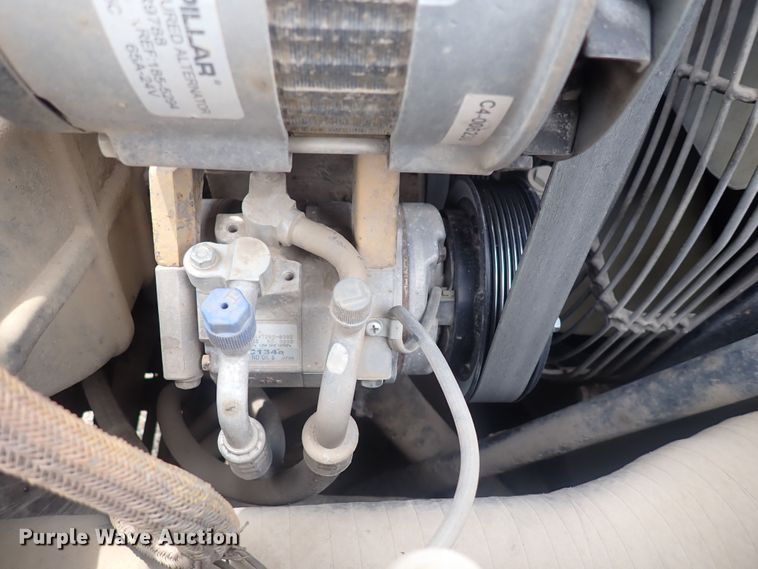 image for item DS7061 2004 Caterpillar 325CL  excavator