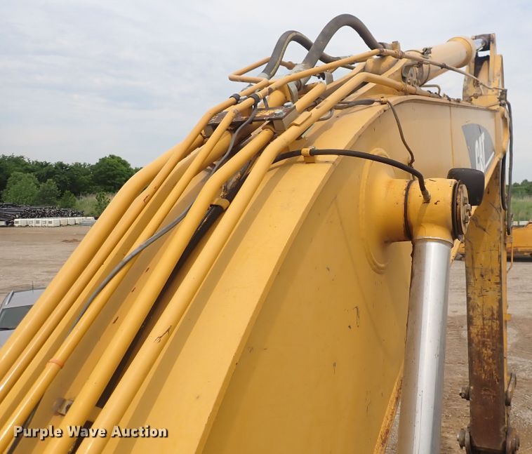 image for item DS7061 2004 Caterpillar 325CL  excavator