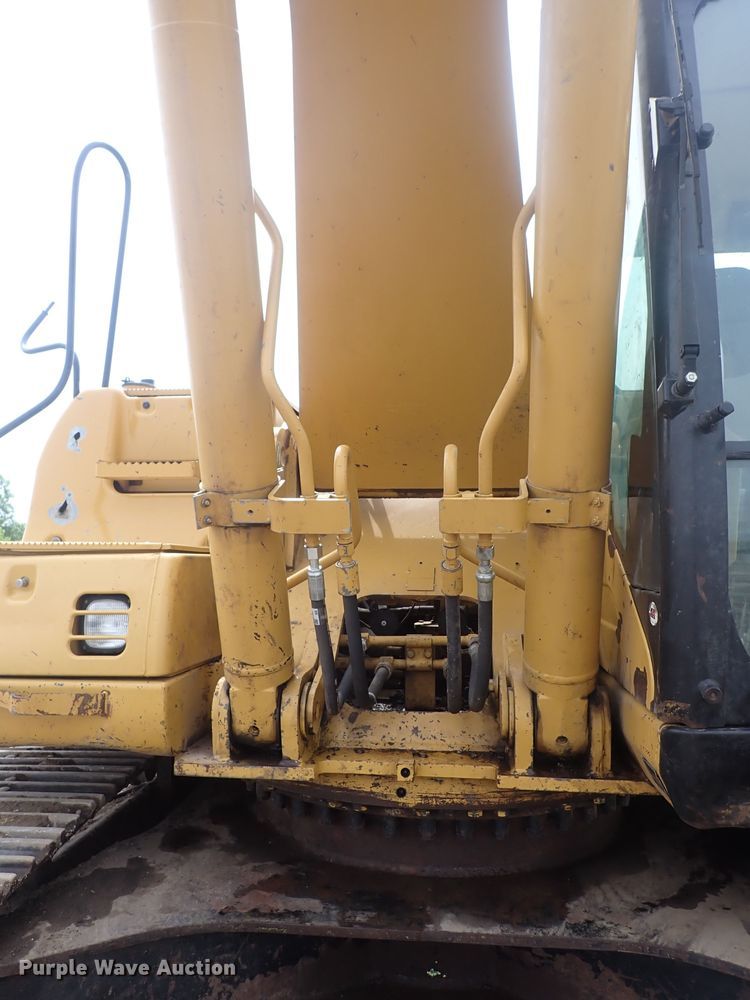 image for item DS7061 2004 Caterpillar 325CL  excavator