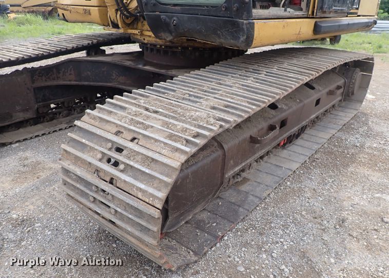 image for item DS7061 2004 Caterpillar 325CL  excavator