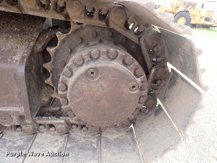 image for item DS7061 2004 Caterpillar 325CL  excavator