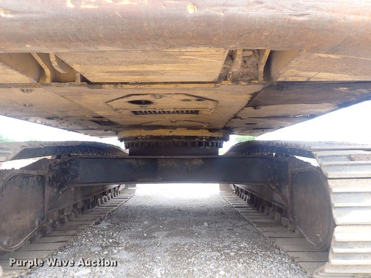 image for item DS7061 2004 Caterpillar 325CL  excavator