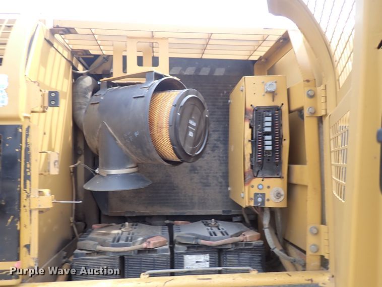 image for item DS7061 2004 Caterpillar 325CL  excavator