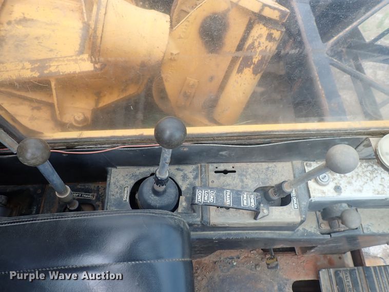 image for item DS7066 1983 American 5299-A  crane