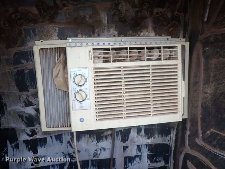 image for item DS7066 1983 American 5299-A  crane