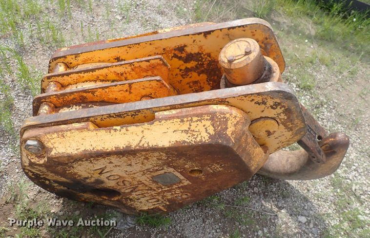 image for item DS7066 1983 American 5299-A  crane