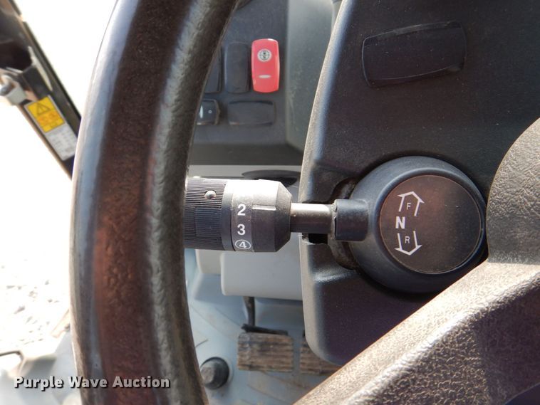 image for item DS8025 2012 Caterpillar 420E  backhoe