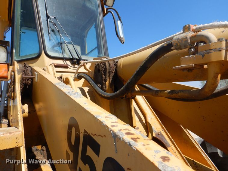 image for item EV9380 1991 Caterpillar 950F  wheel loader