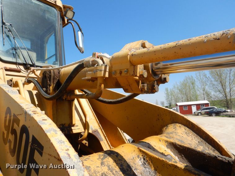 image for item EV9380 1991 Caterpillar 950F  wheel loader