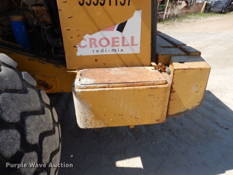 image for item EV9380 1991 Caterpillar 950F  wheel loader