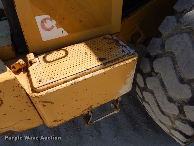 image for item EV9380 1991 Caterpillar 950F  wheel loader