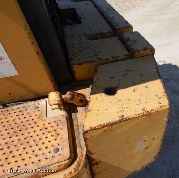 image for item EV9380 1991 Caterpillar 950F  wheel loader