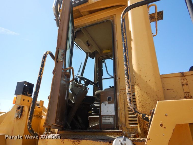 image for item EV9380 1991 Caterpillar 950F  wheel loader