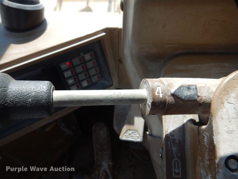 image for item EV9380 1991 Caterpillar 950F  wheel loader